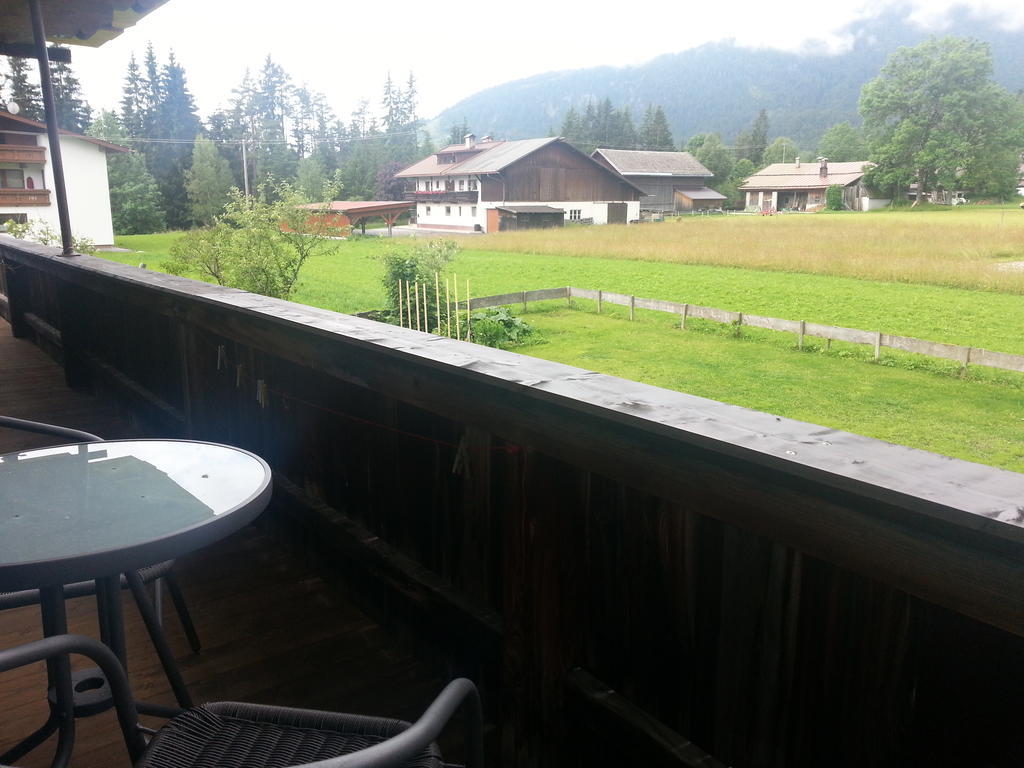 Haus Karwendelblick Bed & Breakfast Leutasch Bilik gambar
